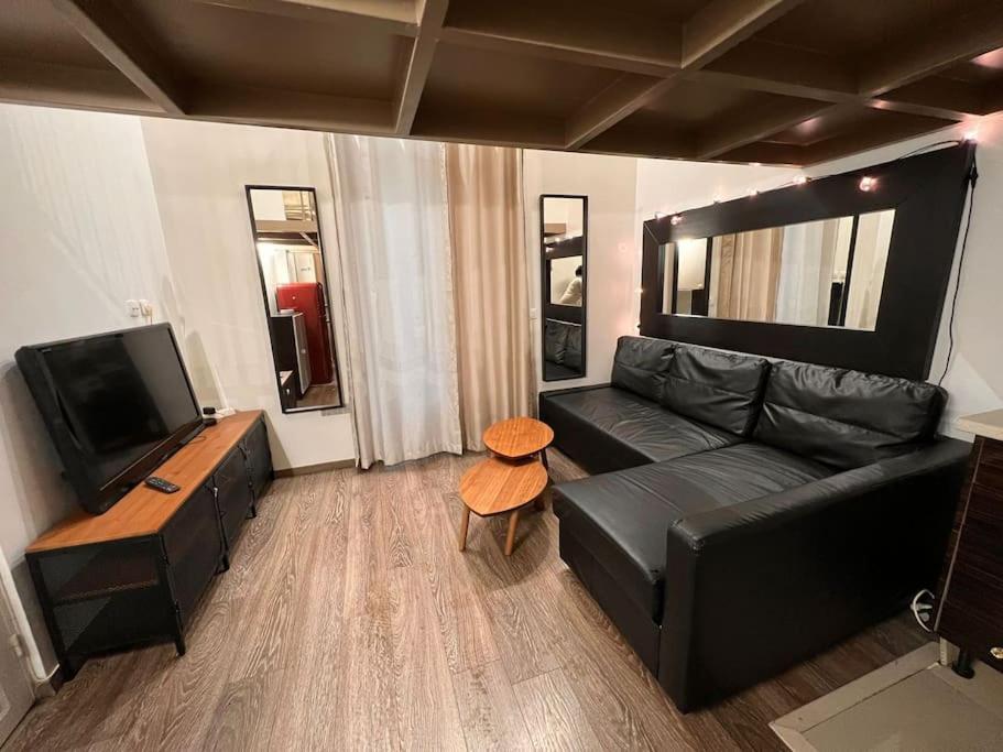 Studio Balcon Champs-Elysees - Hala Paris Extérieur photo